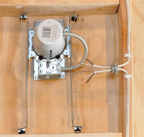 how to wire recessed light to electrical box|grounding wire for recessed lights.